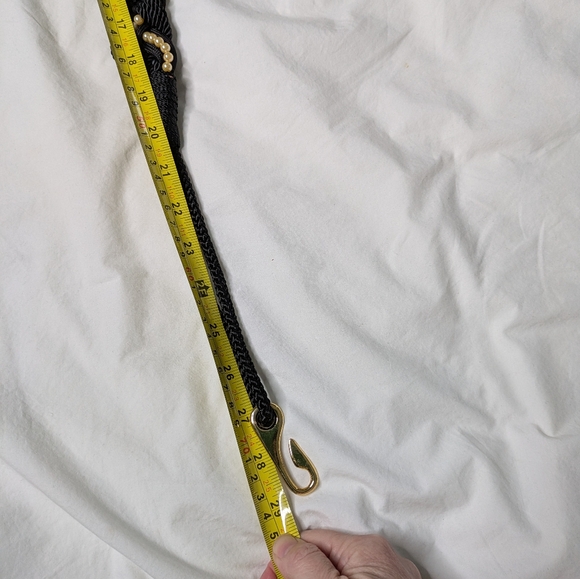 Vintage belt.  Vintage statement belt with faux pearl detailing - Picture 4 of 6